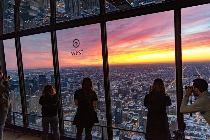 Chicago Premium Driving Tour with River Boat Cruise and Sky Deck - Adler Planetarium Viewpoint: The Skyline Photo Moment
