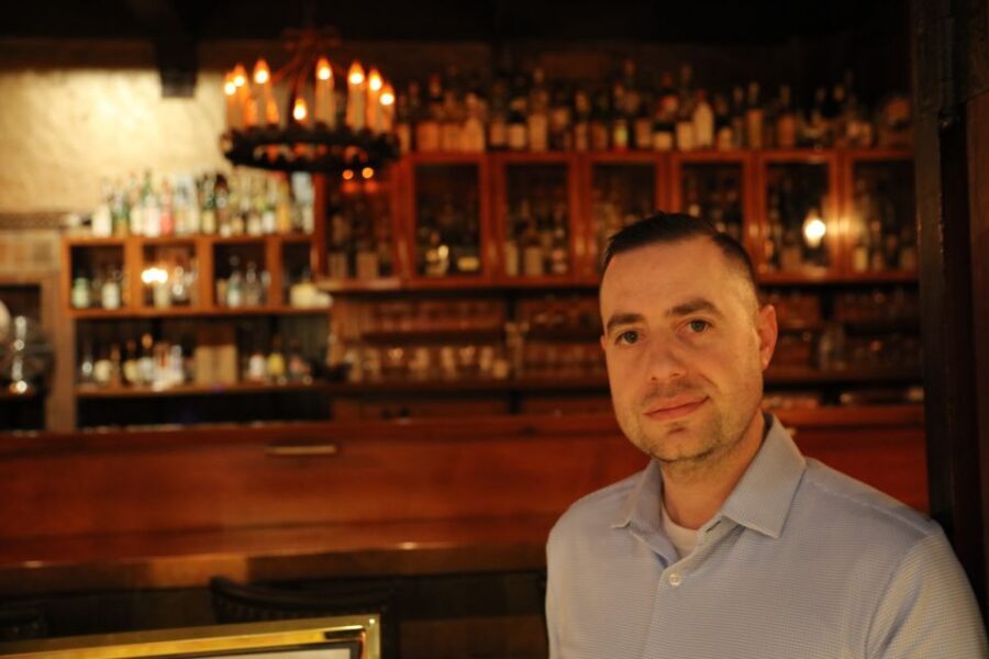 Chicago: Prohibition Speakeasies Bus Tour or Walking Tour - Prohibition in Chicago, told through places you can actually find