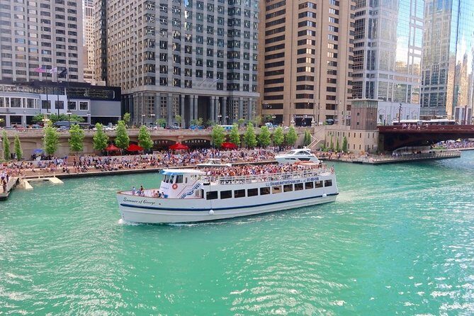Chicago River 90-Minute Architecture Boat Tour - The Chicago River is the fastest route to skyline context