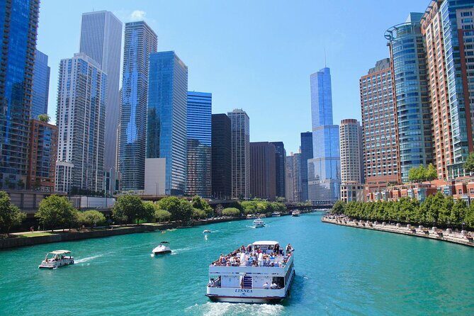 Chicago River Architecture Tour Aboard a Historic Yacht - Key points to know before you go