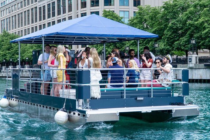 Chicago River Guided Ghost Tour - The Great Lakes Maritime Disaster: Over 800 Perished at the Site