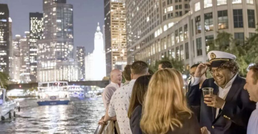 Chicago River: Guided Sunset Cocktail & Architecture Tour - Who This Tour Fits Best (and Who Might Want a Different Plan)