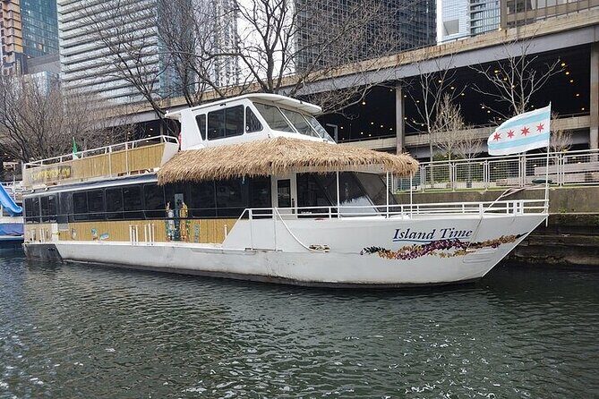 Chicago River Sunday Funday Mimosa or Bloody Mary Party Cruise - A Sunday-Brunch Cruise With Real City Views