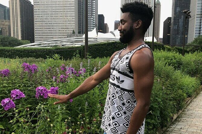 Chicago Scavenger Hunt Adventure - Millennium Park: finishing with big views and bonus challenges