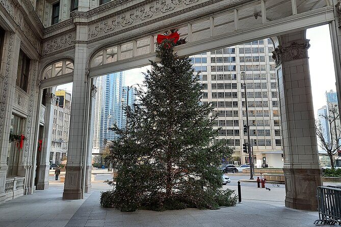 Chicago Seasonal Stroll Walking Tour of Holiday Attractions - Chicago Theatre marquee and Palmer House lobby: neon and historic comfort