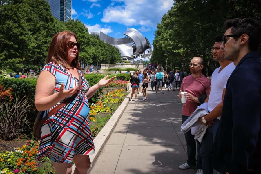 Chicago: Secret Food Tour - Hot Dog Fixings and the Chicago No-Ketchup Rule
