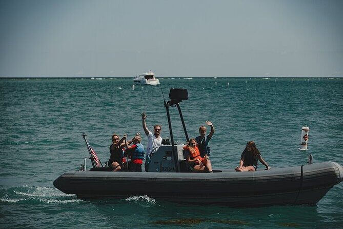 Chicago Shoreline Adventure Boat Tour - The guide experience: Liam’s style and why it matters