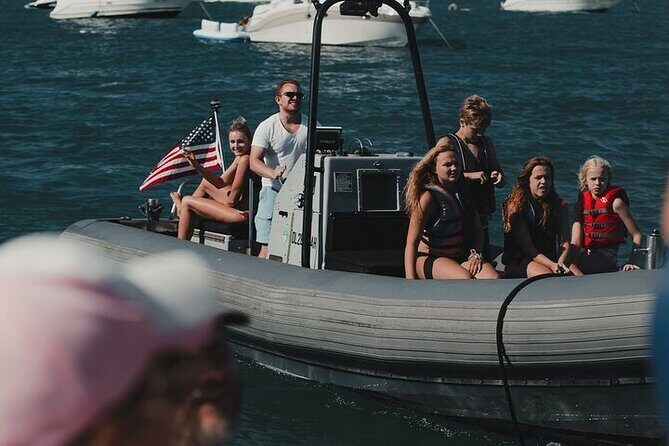 Chicago Shoreline Adventure Boat Tour - Who should book this Chicago shoreline adventure boat tour