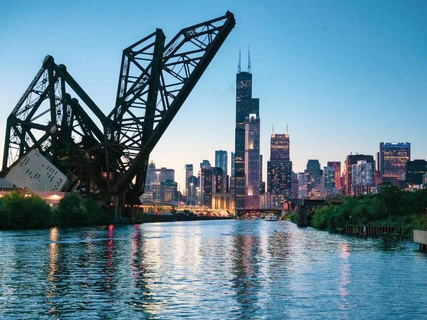 Chicago: Small-Group Night Tour w/ Skydeck & Skyline Cruise - Who this tour fits best