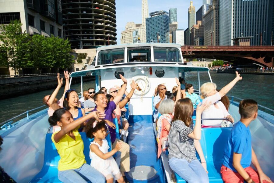 Chicago: Summer Fireworks Cruise with 3D Glasses and Music - Seating, Priority Boarding, and How to Get Better Views