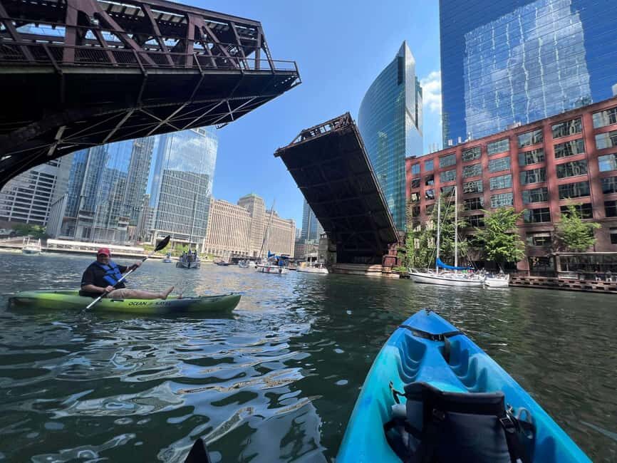 Chicago: Sunset Kayak Tour on the Chicago River - Willis Tower at Dusk: The Architecture You’ll Glide Past