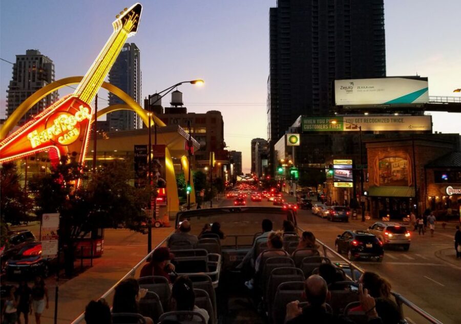 Chicago: Sunset Tour by Open-top Bus with Live Guide - Icon sightings from the bus: Willis Tower, State Street, and big-city angles