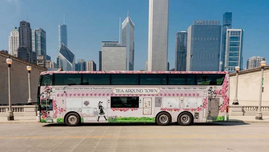 Chicago: Tea Around Town With Curated Teas & Iconic Sights - A moving tea lounge with real city views