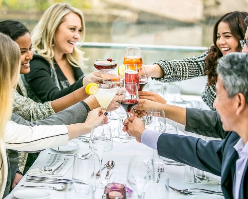 Chicago: Thanksgiving Gourmet Lunch Cruise on Chicago River - Key Things to Know Before You Go