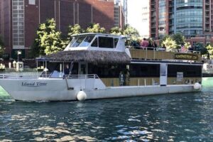 Chicago: Tiki Bar Cruise on Chicago River or Lake Michigan - Tiki atmosphere, music, and the real feel of the boat