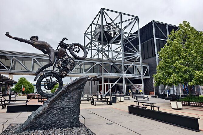 Chicago to Milwaukee Day Trip with Brewery Tour & City Highlights - Harley-Davidson Museum (Optional): When It’s Worth the Ticket