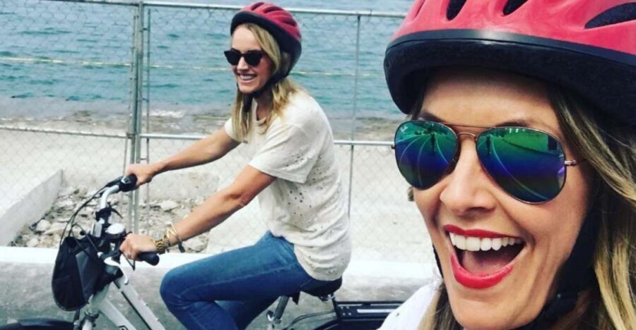 Chicago: Ultimate City Attractions Bike Tour - Getting Rolling: Meeting Point and First Impressions at 540 N Lake Shore Dr
