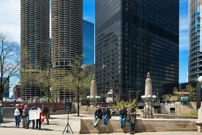 Chicago Walking Tour: Connecting Past and Present - Price and value: why $35 can make sense for architecture lovers