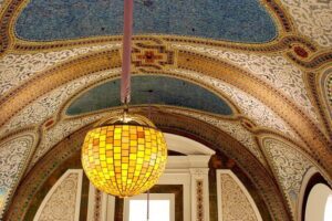 Chicago Walking Tour: Historic Treasures of Chicago - Chicago Architecture Center: start smart at 111 E Wacker Dr