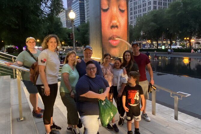 Chicago Walking Tour of Highlights with Free Bike or Kayak Rental - Key Highlights You’ll Feel Right Away