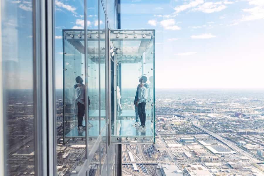 Chicago: Willis Tower Skydeck and The Ledge Ticket - Key points to know before you go