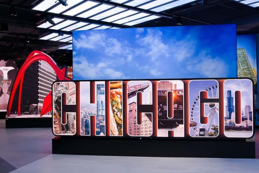 Chicago: Willis Tower Skydeck and The Ledge Ticket - How much time you get on The Ledge (and how to plan photos)