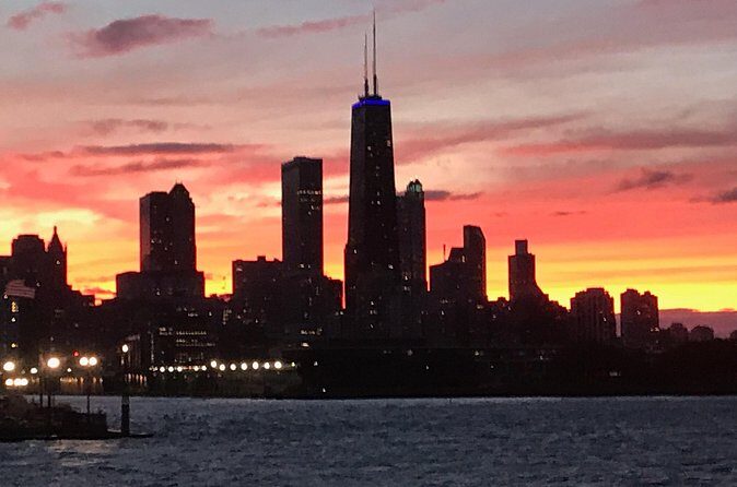 Chicago's Fireworks Show aboard Tall Ship Windy! - Boarding and the cruise rhythm: skyline views, then darkness