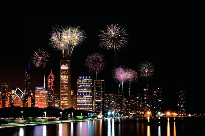 Chicago's Fireworks Show aboard Tall Ship Windy! - On-board comfort: decks, bar service, and what to wear