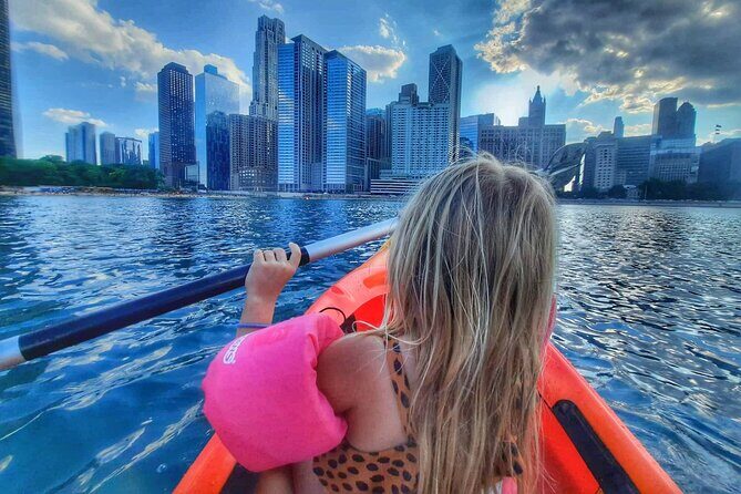 Chicago's Lake Michigan Downtown Kayak Rental at Ohio Street Beach - Paddling Route: Navy Pier Views and Nearby Beachfront Time