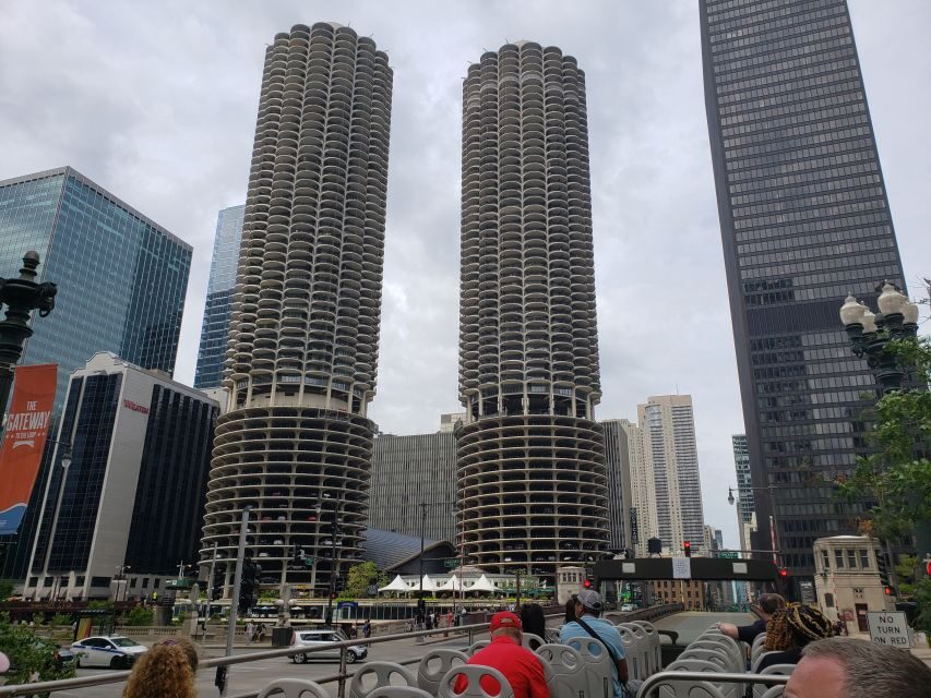 Chicago's Modern Skyscrapers Guided Walking Tour - Price and value: is $35 worth your time?