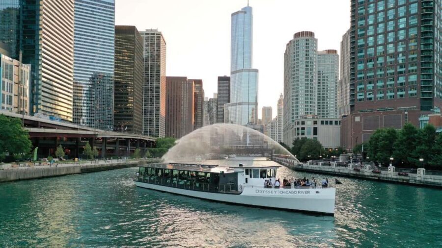 City Cruises Chicago: Brunch, Lunch, or Dinner River Cruise - The Odyssey Chicago River Dining Room: Chicago Views From Your Table