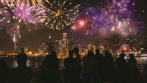 City Cruises Chicago: Lake Michigan Fireworks Dinner Cruise - What the 3-hour schedule feels like on Lake Michigan
