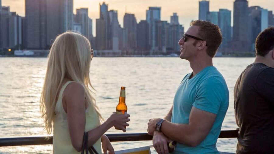 City Cruises Chicago: Lake Michigan Fireworks Dinner Cruise - Dress code, cash bar, and small rules that matter