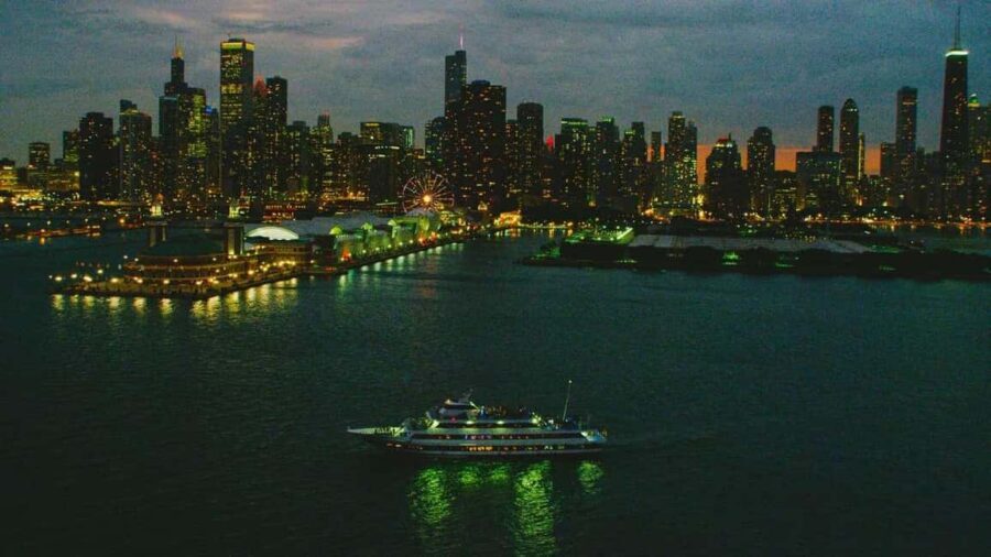 City Cruises Chicago: Lake Michigan Lunch or Dinner Cruise - DJ Energy, Dance Floor, and Games: How Entertainment Fits the Meal