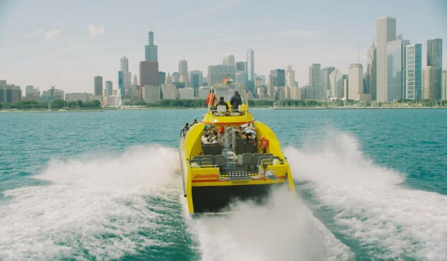 City Cruises Chicago: Seadog Lakefront Speedboat Ride - Extreme Thrill Ride: spins, splashes, and the 1400 HP experience