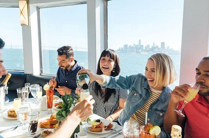 City Cruises Chicago: Signature Brunch Cruise on Lake Michigan - Navy Pier From Out on the Water: The 3,300-Foot Photo Moment