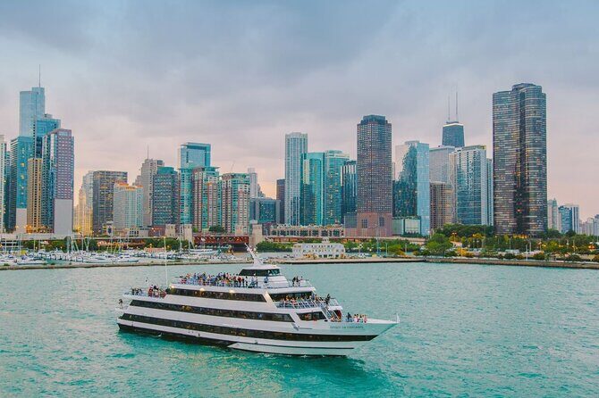 City Cruises Chicago: Signature Lunch Cruise on Lake Michigan - Who should book this and who should skip it