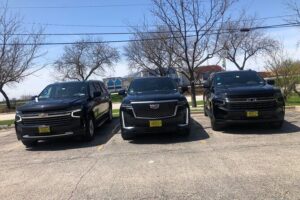 Curbside SUV Transfer from ORD to Downtown Chicago - Flight delays and driver communication that actually helps