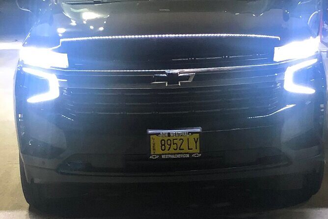 Curbside SUV Transfer from ORD to Downtown Chicago - What the ride feels like: SUV comfort and luggage reality