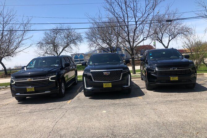 Curbside SUV Transfer from ORD to Downtown Chicago - Flight delays and driver communication that actually helps