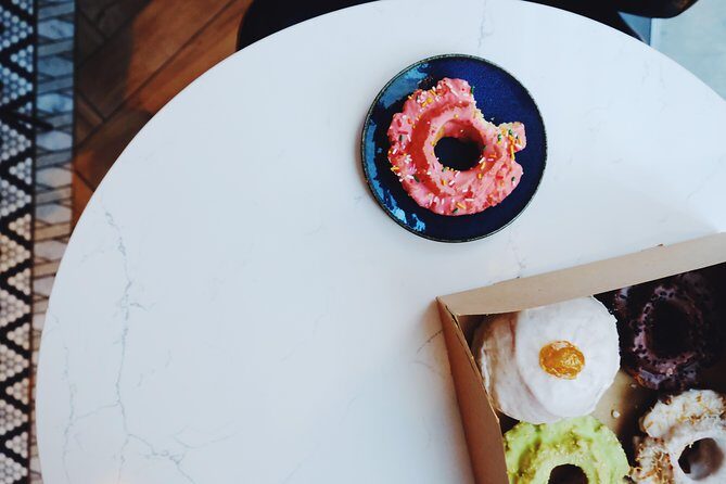 Delicious Donuts & City Sights: Chicago's Original Donut Tour - The Loop part: landmark views plus donut talk