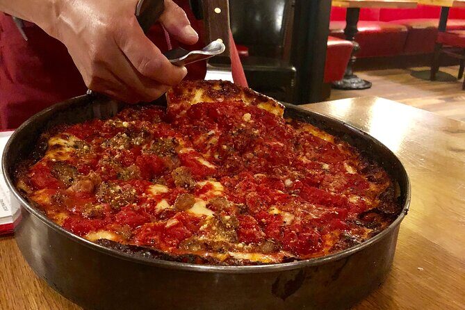 Downtown Chicago Walking Pizza Tour - Guides Who Turn Pizza Into a Story (and Not Just a Menu)