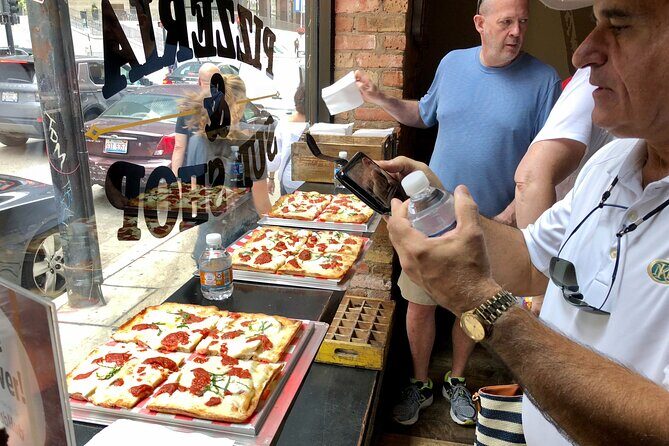 Downtown Chicago Walking Pizza Tour - How Much Pizza You’ll Get: Eat Like This Tour Exists