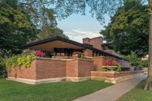Frank Lloyd Wright Robie House Admission - Exterior First: Long Lines, Strong Proportions, Real-World Impact