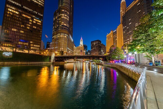 Ghosts of Chicago Family Friendly Ghost Tour - Guides, Timing, and What to Do If the Start Feels Messy