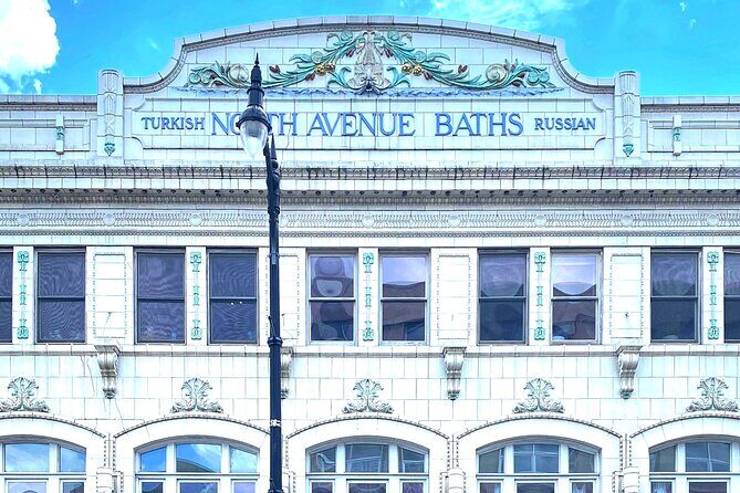 Historic Homes and Cottages of Wicker Park Walking Tour - Key things you’ll notice on this Wicker Park tour