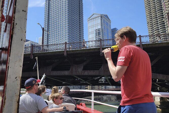 Historical and Architectural Chicago Fireboat River & Lake Cruise - Best For Families, Fire Enthusiasts, and Chicago First-Timers