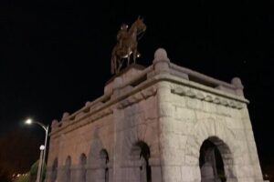 Lincoln Park Hauntings Ghost Investigation Tour - Meeting point and route: where you start, where you end, and how to plan your night