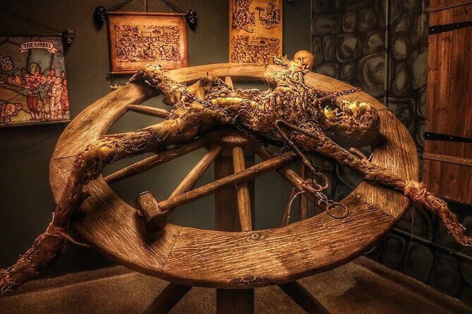 Medieval Torture Museum Ticket with Audio Guide and Ghost Hunting - Entering Chicago’s Dark Side: What You’ll See at the Museum