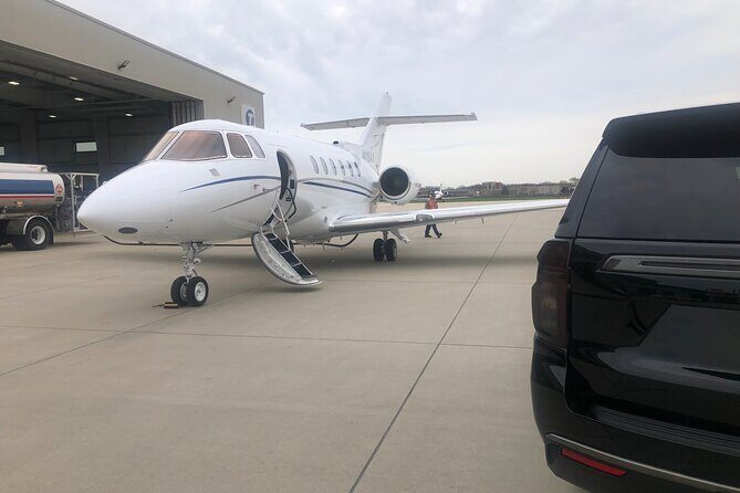 Meet and Greet Private SUV Transfer from ORD to Downtown Chicago - Price and value: why $300 per group can beat the chaos